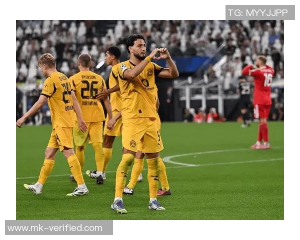 西甲激战尤文图斯大胜巴黎圣日耳曼补时进球引发全场狂欢与转会传闻